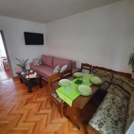 Apartments Ivan Makarska Exterior photo